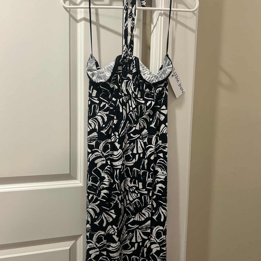 ✨Moving Sale✨ Nine West Black and White Halter Sundress